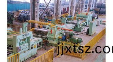 Slitting and cutting to length integrated production line